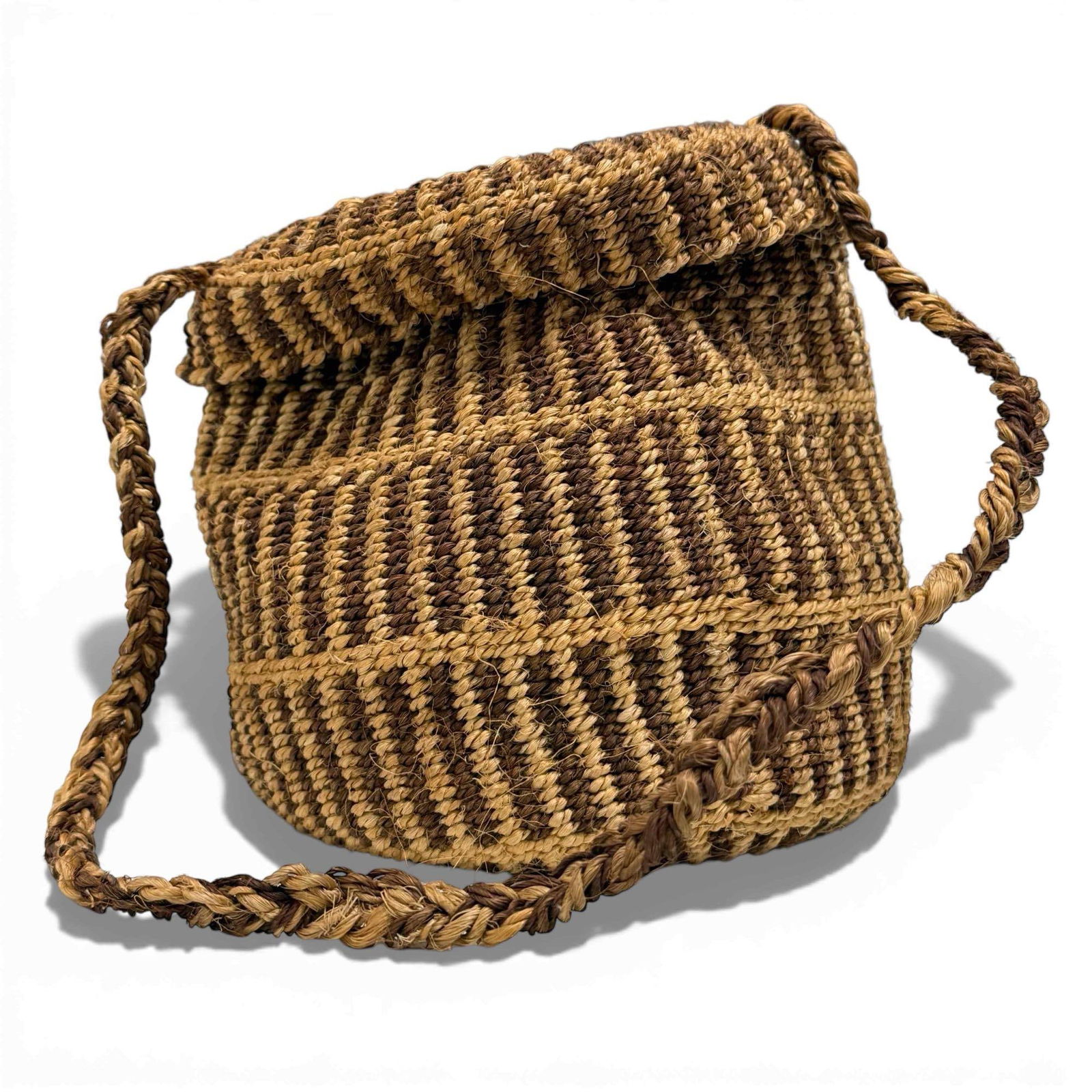 Woven Straw Lidded Tote Shoulder Bag Jute/Raffia (1 of 17)