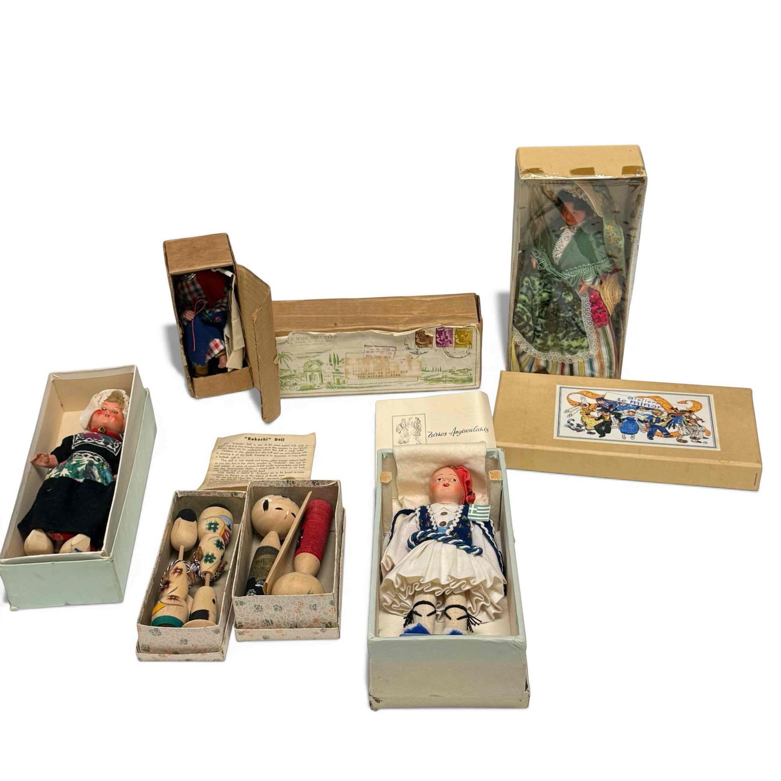 Collectible Vintage Doll lot from World Wide Doll Club and Kokeshi Dolls (1 of 16)