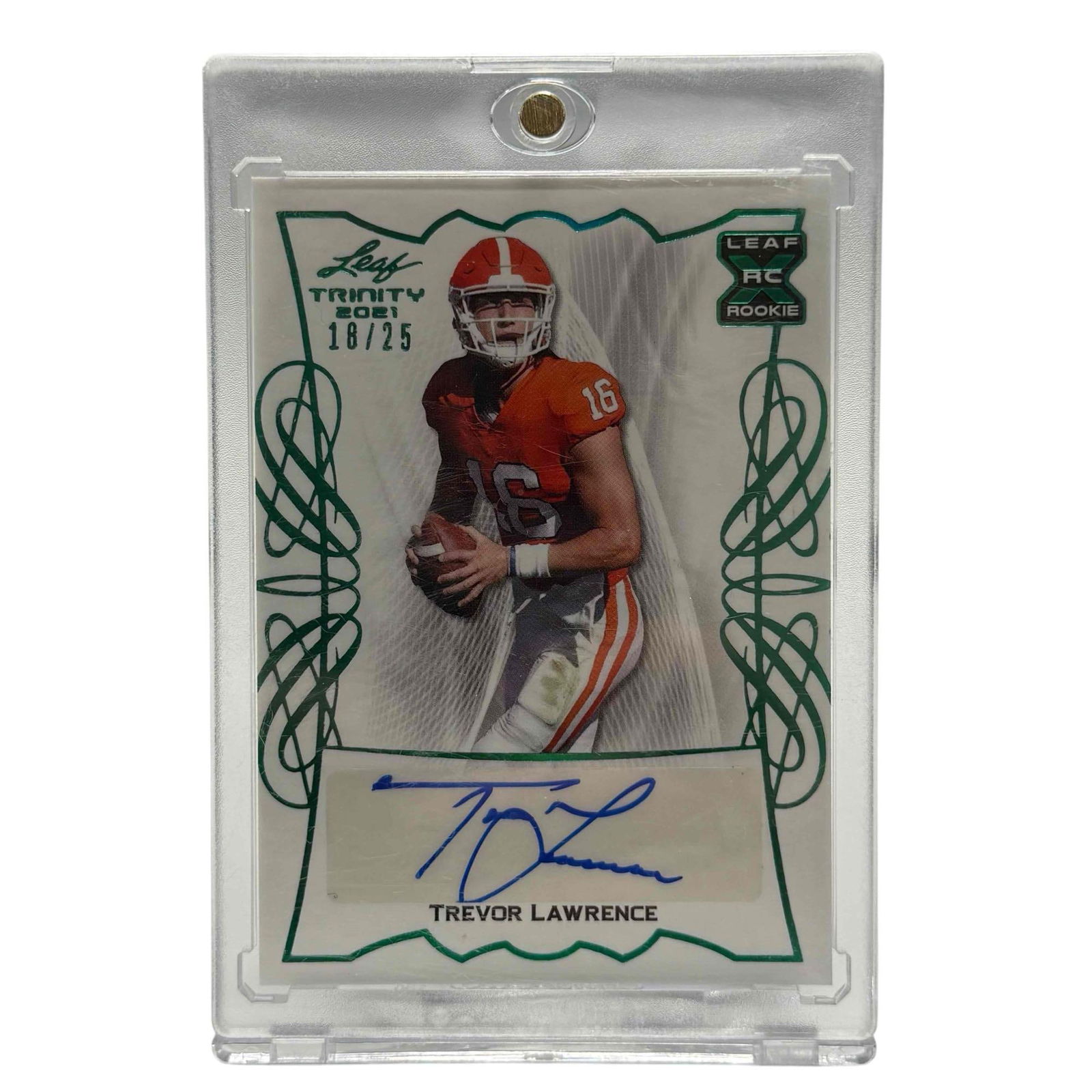 Trevor Lawrence 2021 Leaf Trinity Auto Green Spectrum RC #18/25: Dazzling rookie card numbered 18/25. Blue marker signature rookie card of the gunslinger and budding star.