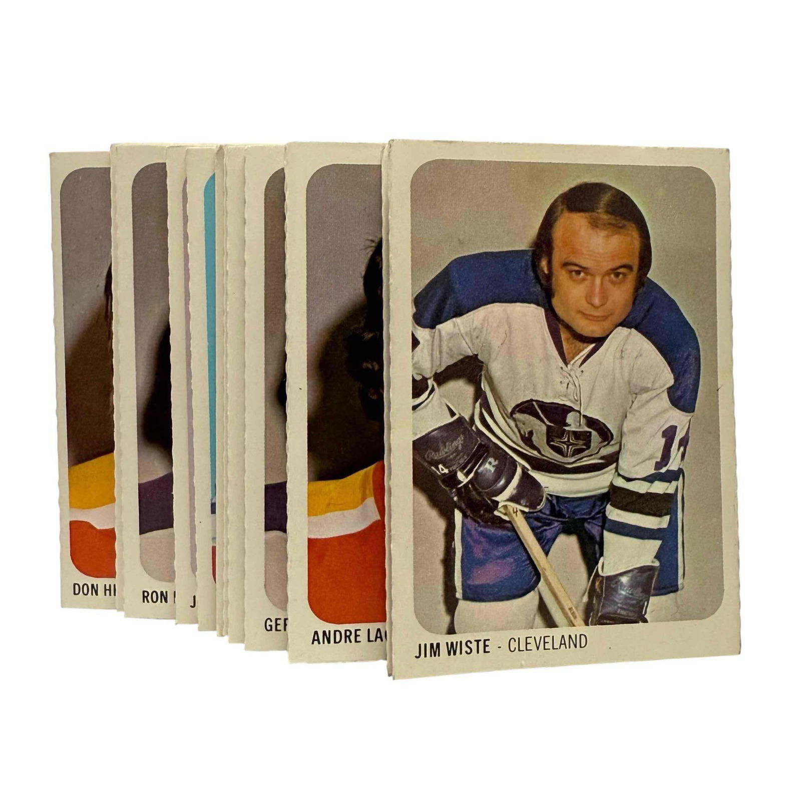1973-74 Quaker Oats WHA Complete Hockey Set IN PANELS w/ Bobby Hull: A rare find! Complete set as issued in the perforated panels. Everything is intact. Very clean group of cards, overall. Fifty cards in this set including Gerry Cheevers, Bobby Hull and others.