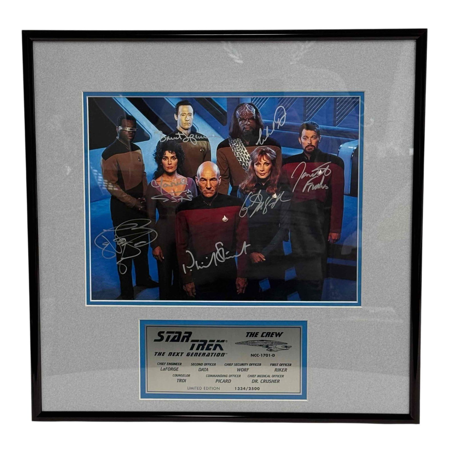 Star Trek The Next Generation Crew Signed Photo #1334/2500 (1 of 19)
