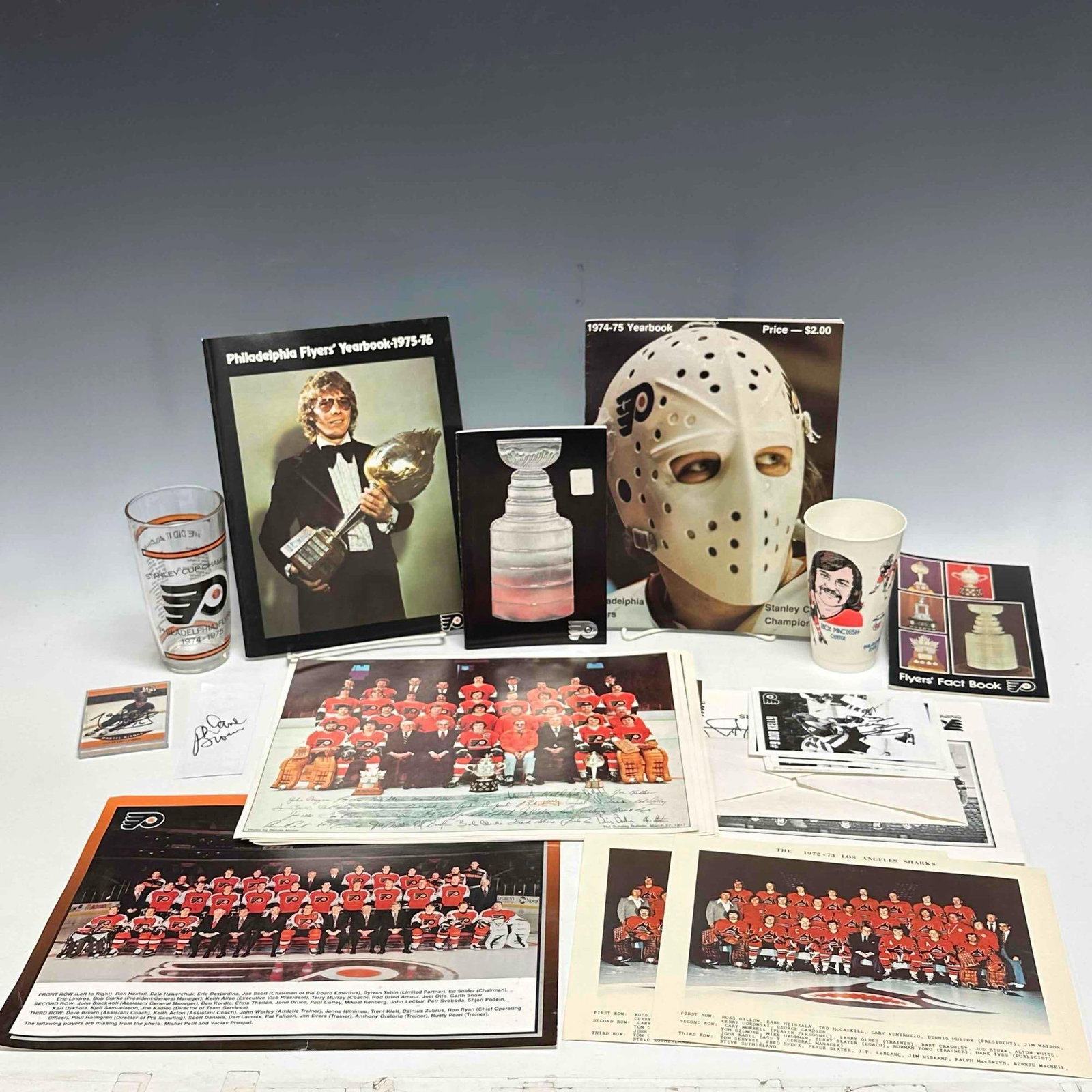Collection of Hockey Publications, Autos and More with Philadelphia Flyers: Great collection for the true Philly fan!
