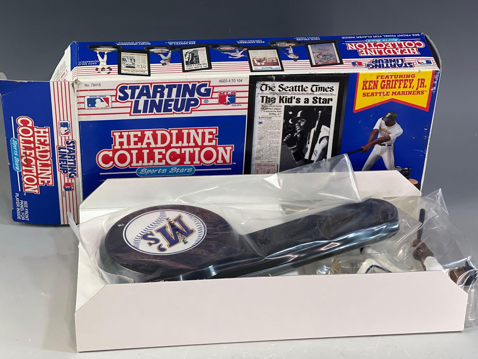 Ken Griffey Jr. Starting Lineup Headline Collection 1992 (1 of 4)