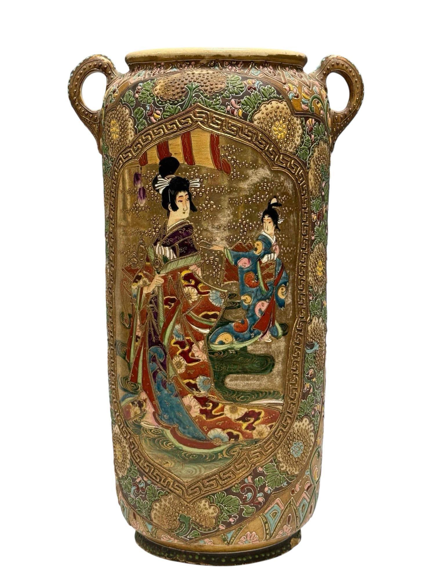 Japanese Meiji Period Satsuma Earthenware Umbrella Stand (1 of 20)