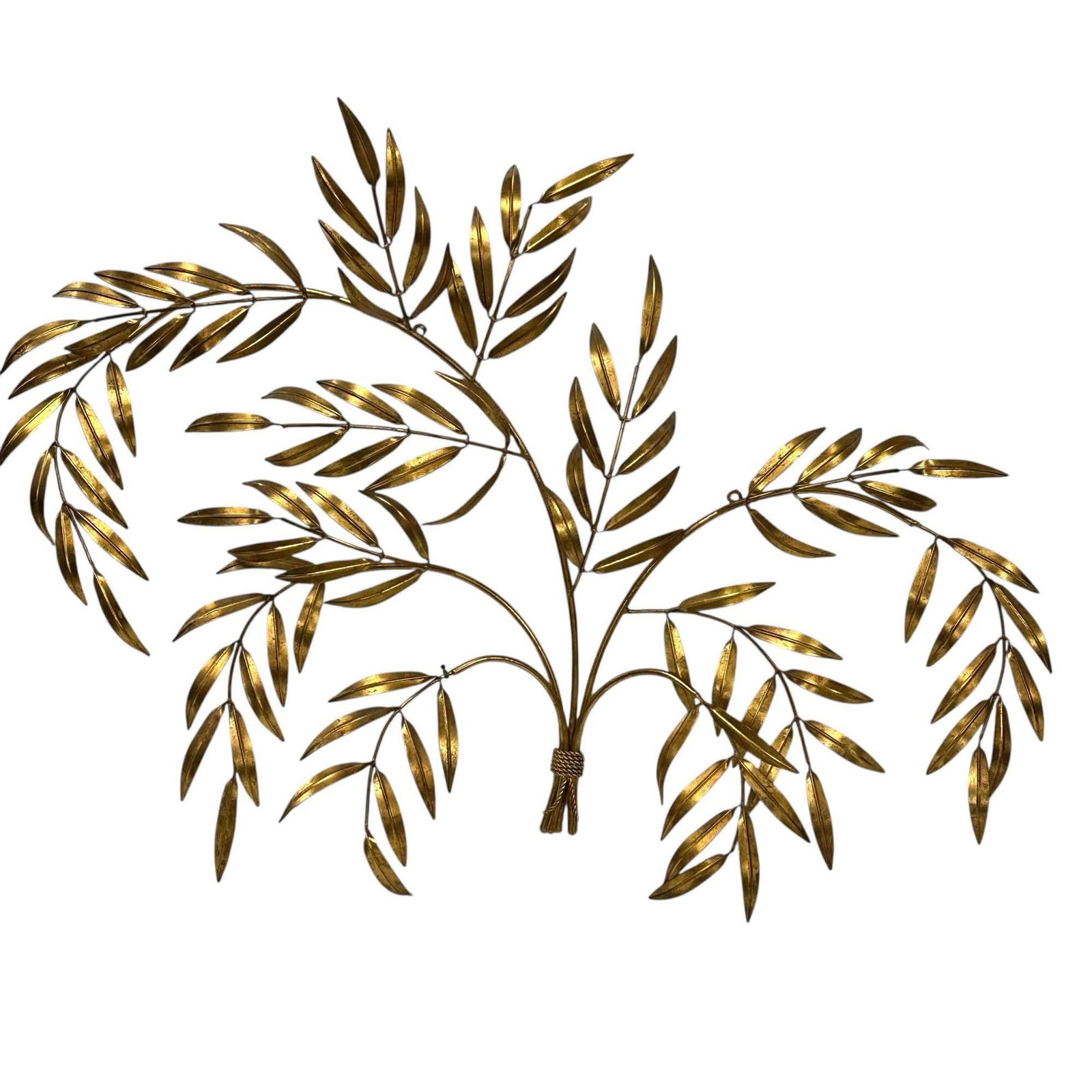 Italian Mid Century Gilt Metal Wall Sculpture of Branches and Leaves: Incredible vintage Italian tag - Mid Century Hollywood Regency style gilt metal wall sculpture of branches with bamboo leaves. Beautiful condition, keeping in mind that this is vintage and not new so 