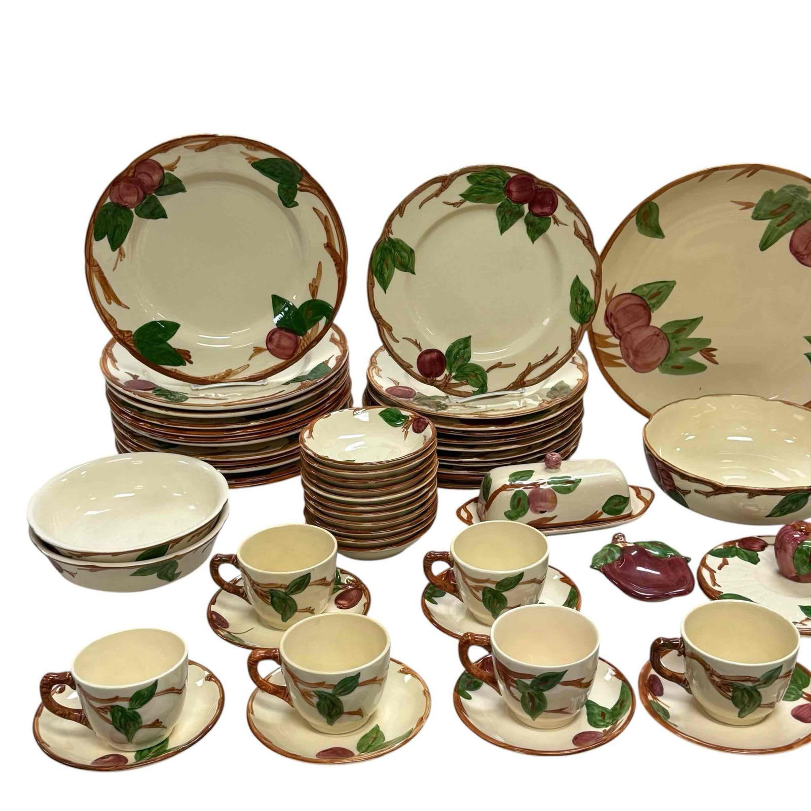 Franciscan Earthenware Apple Pattern Dinnerware 102 Pcs - 3