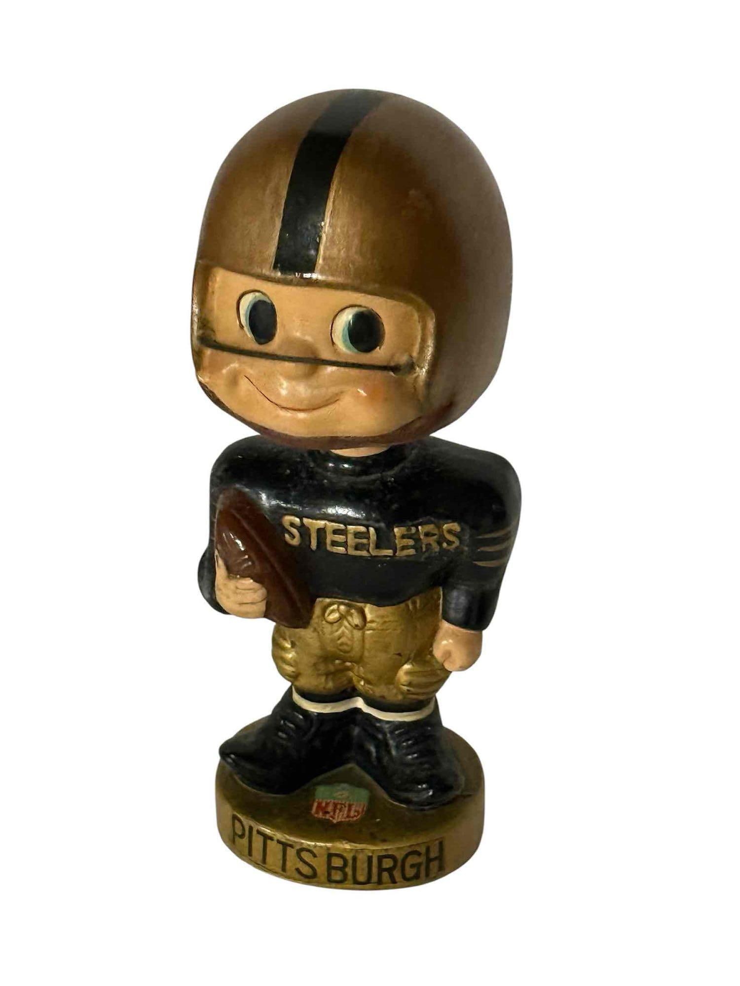 1960's Pittsburgh Steelers Gold Base Bobble Head Nodder (1 of 9)