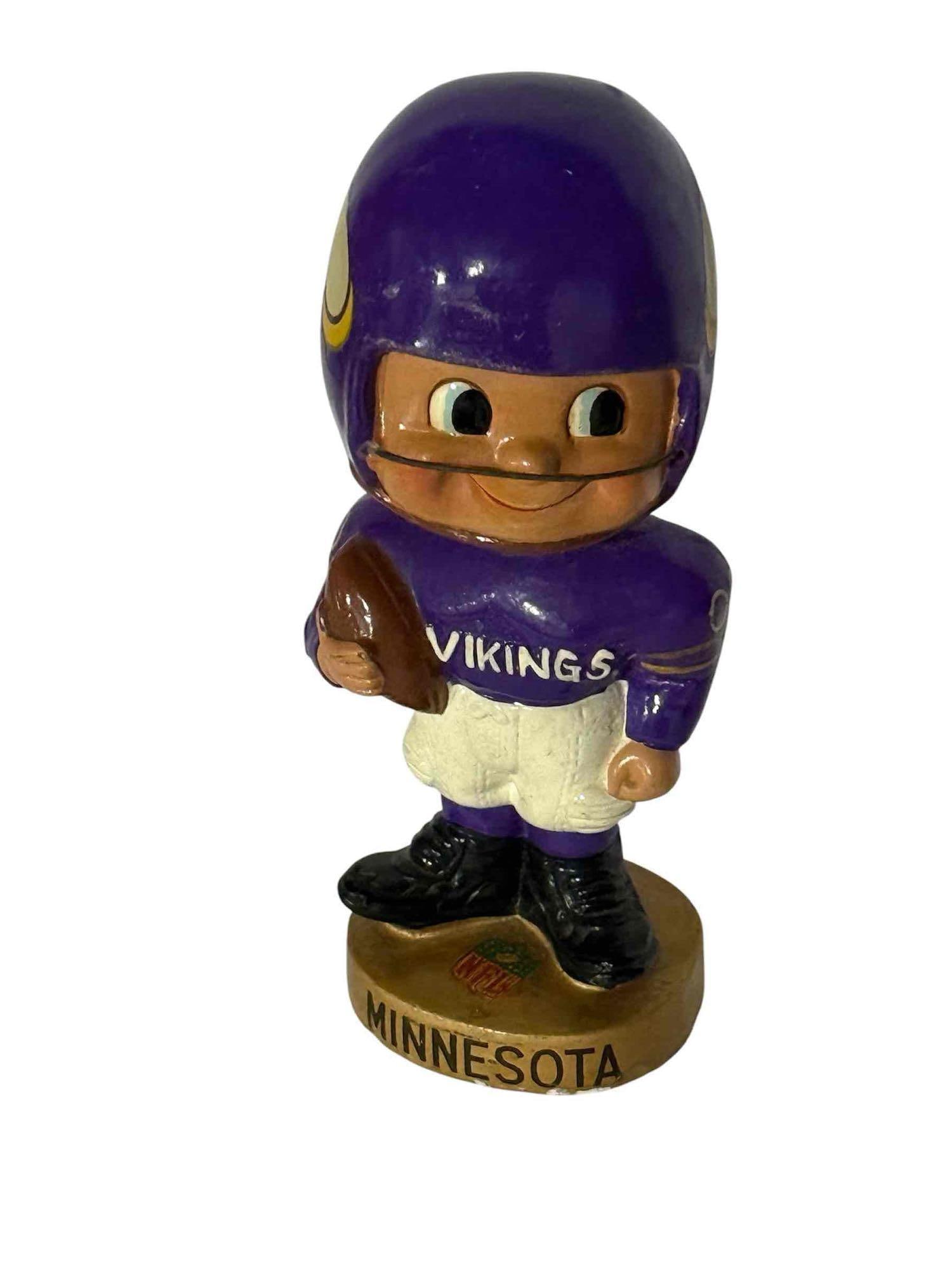 1968-70 Minnesota Vikings Bobble Head (1 of 7)