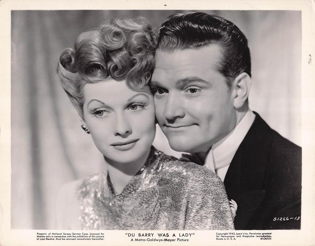 Du Barry Was a Lady -Stills: Quantity: 20 Year: 1943 Condition:B+ Country: U.S.A Studio: MGM Size: 8x10 Genre: Musical Comedy Stars: Lucille Ball, Gene Kelly, Red Skelton, Tommy Dorsey, Virgina O'Brien