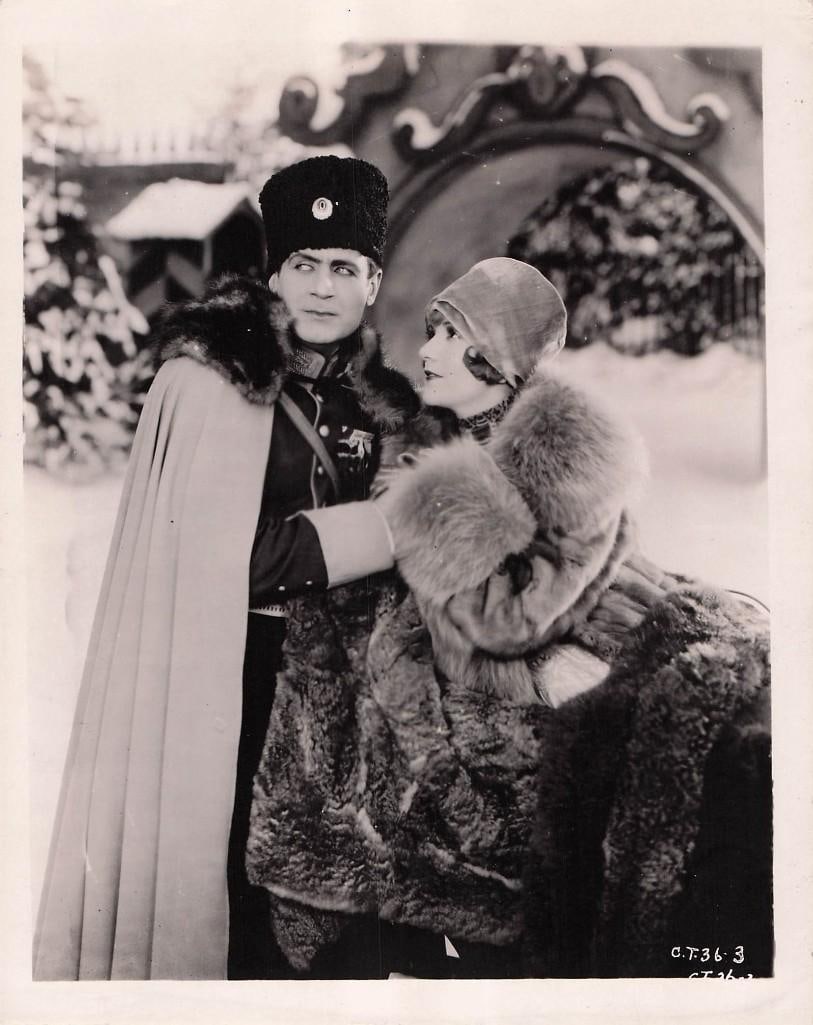 Duchess of Buffalo - Stills: Quantity: 6 Year: 1926 Condition:B+ Country: U.S.A Studio: First National Size: 8x10 Genre: Silent Stars: Constance Talmadge, Tullio Carminati
