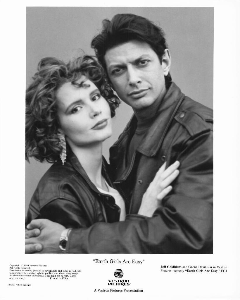 Earth Girls Are Easy - Stills: Quantity: 10 Year: 1989 Condition:B+ Country: U.S.A Studio: Vestron Size: 8x10 Genre: Comedy Stars: Jeff Goldblum, Geena Davis, Julie Brown