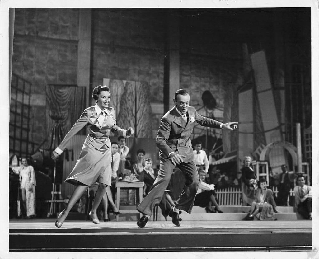 Easter Parade - Horizontal Stills - 10