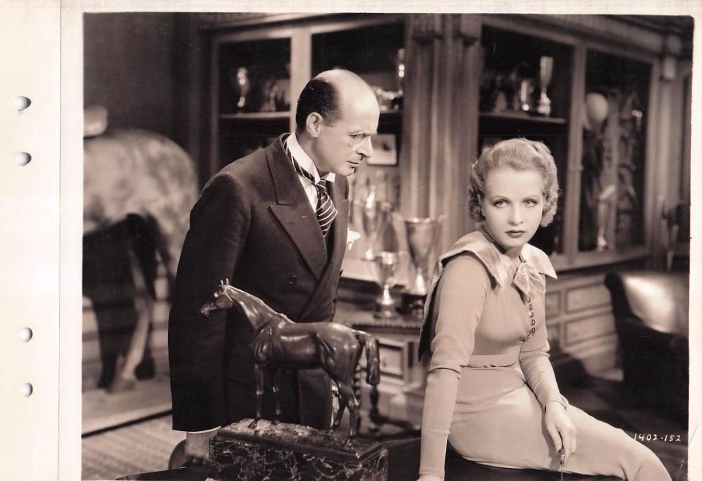 Evenings For Sale - Keybook Stills (1 of 19)