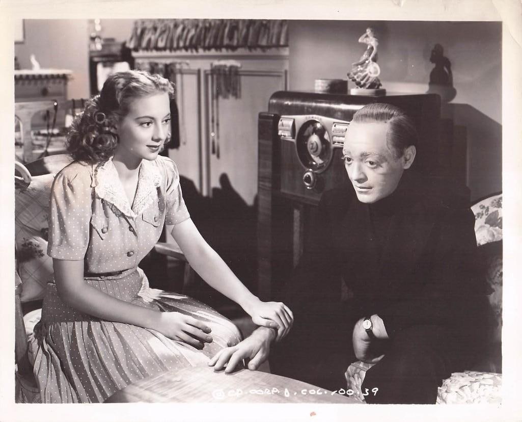 Face Behind the Mask - Stills: Quantity: 20 Year: 1940 Condition:B+ Country: U.S.A Studio: Columbia Size: 8x10 Genre: Horror Stars: Peter Lorre, Evelyn Keyes