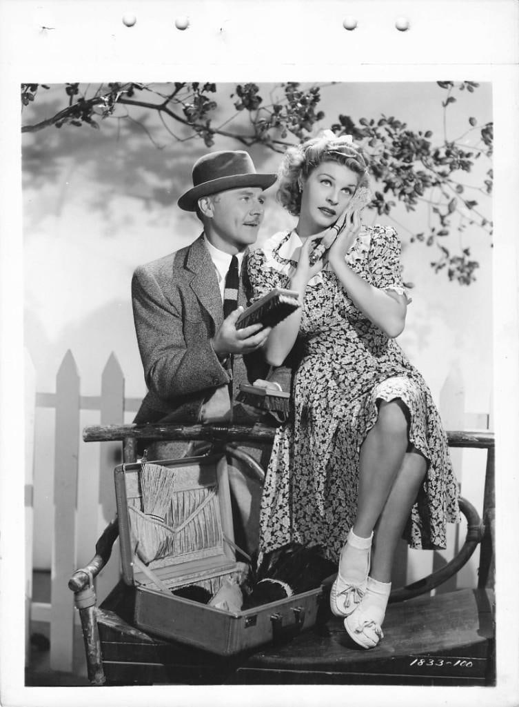 The Farmers Daughter - Portrait Keybook Stills: Quantity: 14 Year: 1939 Condition:B+ Country: U.S.A Studio: Paramount Size: 8x10 Genre: Comedy Stars: Martha Raye, Charles Ruggles, Richard Denning