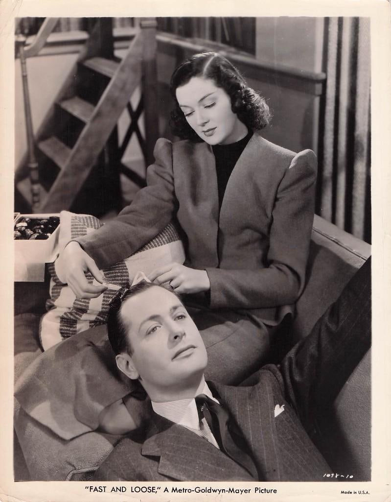 Fast and Loose - Stills: Quantity: 19 Year: 1939 Condition:B+ Country: U.S.A Studio: MGM Size: 8x10 Genre: Comedy Stars: Robert Montgomery, Rosalind Russell, Joan Marsh