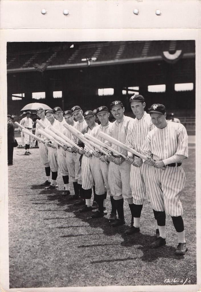 Fast Company - Stills: Quantity: 20 Year: 1929 Condition:B+ Country: U.S.A Studio: Paramount Size: 8x10 Genre: Baseball Stars: Jackie Oakie, Richard "Skeets" Gallagher, Evelyn Brent