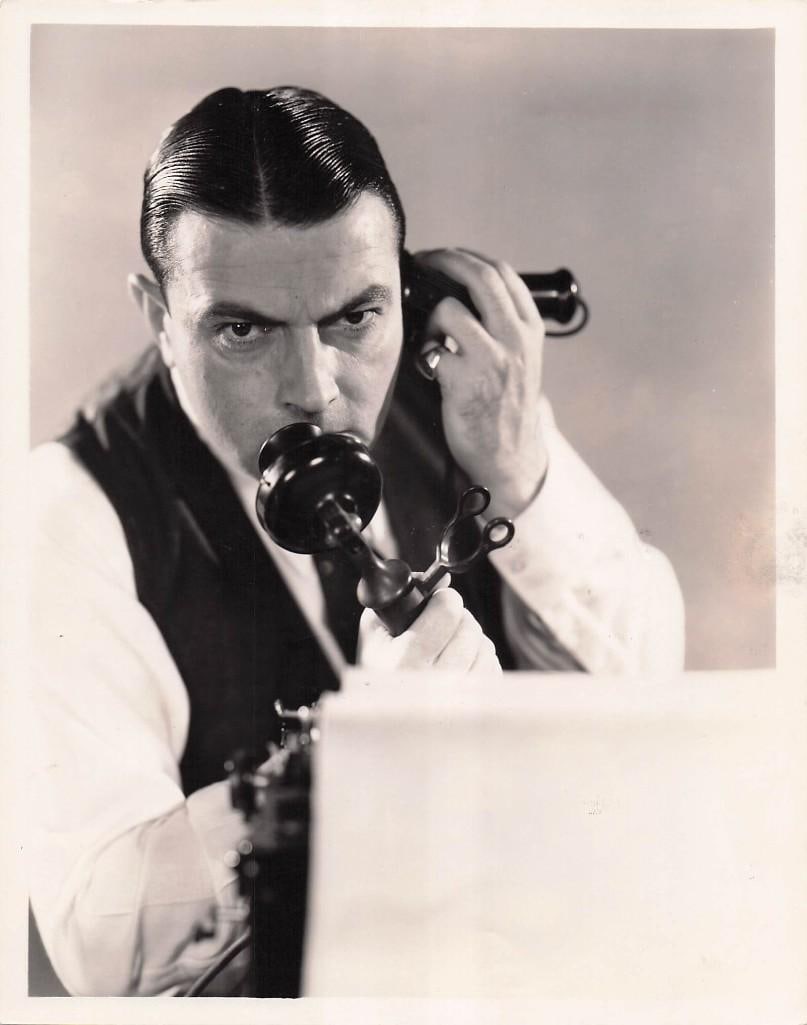 Finger Points - Stills: Quantity: 6 Year: 1931 Condition:B+ Country: U.S.A Studio: First National Size: 8x10 Genre: Crime Stars: Richard Barthelmess, Fay Wray, Clark Gable