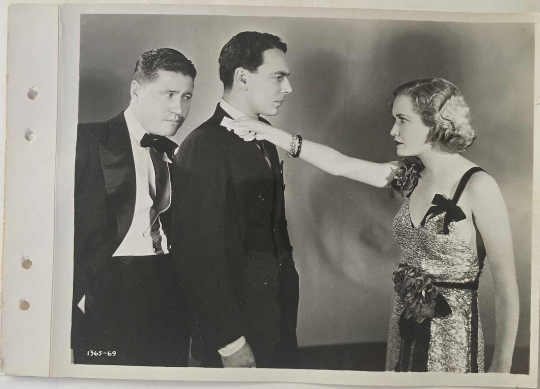 Dancers in the Dark - Keybook Stills: Quantity: 20 Year: 1932 Condition: B Country: U.S.A Studio: Paramount Size: 8x11 Genre: Crime Stars: Miriam Hopkins, Jack Dakie, William Collier Jr.