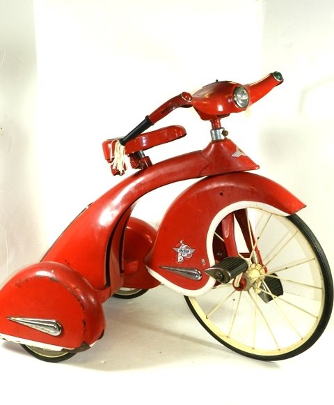 Tricycle, contemporary 1930's Sky King Airflow: Tricycle, contemporary 1930's Sky King Airflow, steel, red & cream. Signs of use and wear, but still good condition. Original, original labels.