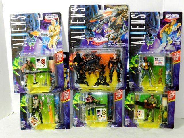 6- KENNER ALIEN ACTION FIGURES: 6- KENNER ALIENS ACTION FIGURES. ATLAS, HICKS, LT RIPLEY, BISHOP, DRAKE 1992. ALL MINT CARDED