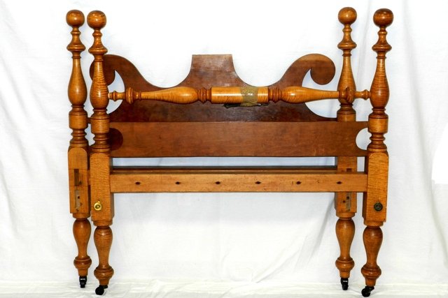 19th.C. Tiger Maple & Cherry Four Poster Bed .: Early 19th century tiger maple bed, with original finish and rails. Overall condition is age appropriate.