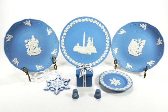 Wedgwood Blue Christmas Jasperware (8) (1 of 1)