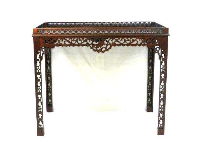 Baker Williamsburg Highly Carved Hall Table (1 of 9)