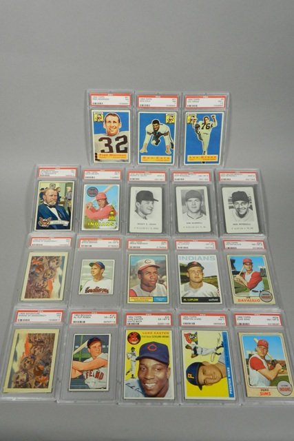 Mix of 18 PSA Graded Vintage Cards Baseball Football (1 of 9)