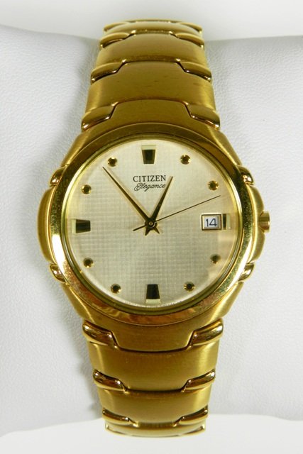 Citizen Eco-Drive Men's Wrist Watch: Like new with original box.