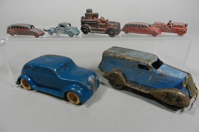 Tootsie Toy Collection Lot Desota, Bus, Trucks: 7pc lot of various tootsie toys, including cars, trucks, airflow desotarubber car with original blue paint and an O'Neil Co. friction car (not working).. Normal use, wear and paint loss as shown.