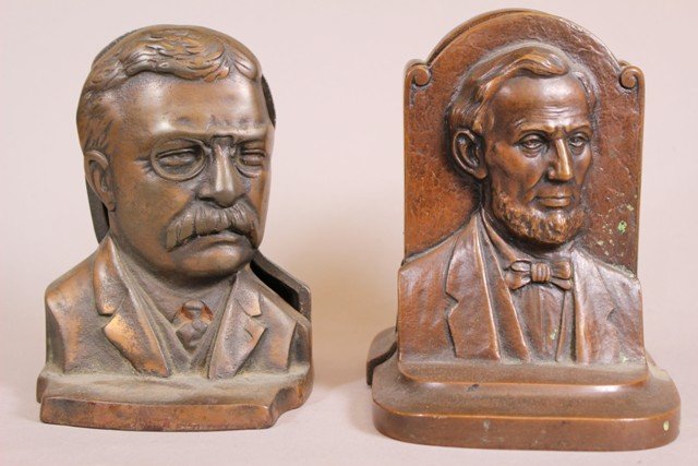 (2) Sets of Bronze Patinated Presidential Bookends: Jennings Brothers, Conn, US, bronze patinated bookends, circa 1930's, with President Lincoln bust, marked "JB 1618." Circa 1940's cast iron with bronze patina bookends, President Roosevelt bust, possi