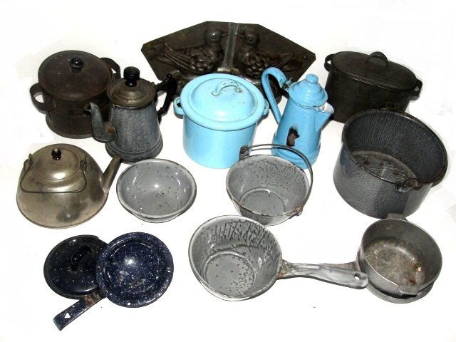 Children's Vintage Doll Toy Kitchen Utensils (1 of 10)