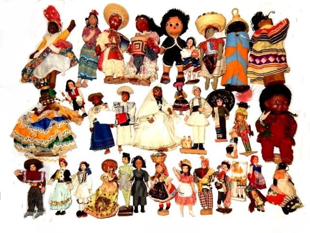 35 Ethnic Dolls Of The World Of Various Countries (1 of 9)