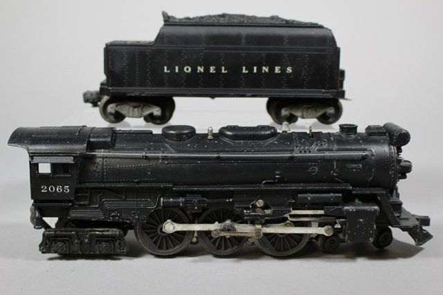 Lionel No. 2065 Postwar Locomotive and Tender (1 of 8)