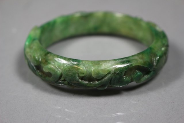 20th Century Chinese Jadeite Lingzhi Bangle (1 of 4)