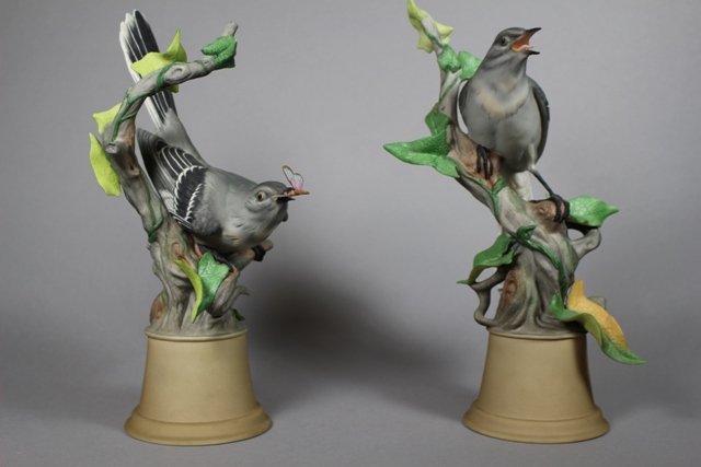 Pair of Boehm Porcelain Mockingbirds #459 E (1 of 9)