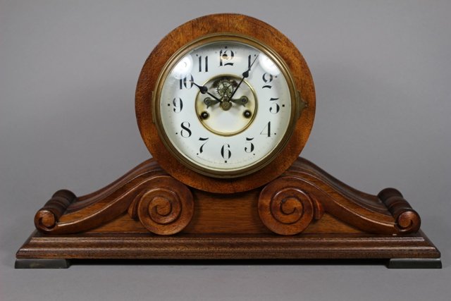 Waterbury Regency-Style Mahogany Mantel Clock (1 of 9)