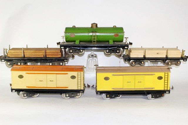 Lionel Standard Gauge Freight Cars and One O-Gauge (1 of 9)