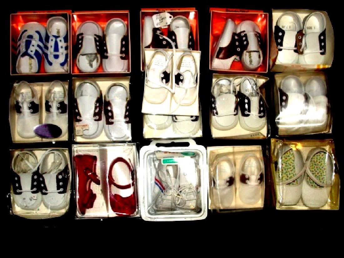 Group 15 Pairs New Old Stock Baby / Doll Shoe's (1 of 7)