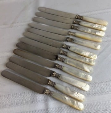 Antique Mother-of-Pearl Handled Dinner Knives (1 of 3)