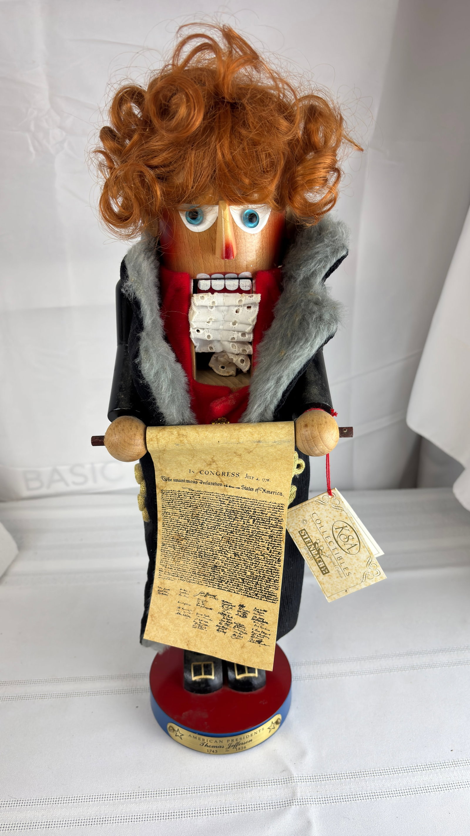 Steinbach Nutcracker - "Thomas Jefferson" - Hand Made in Germany: This is a lovely piece of vintage German craftsmanship. In excellent preowned condition. See pictures for more details.
