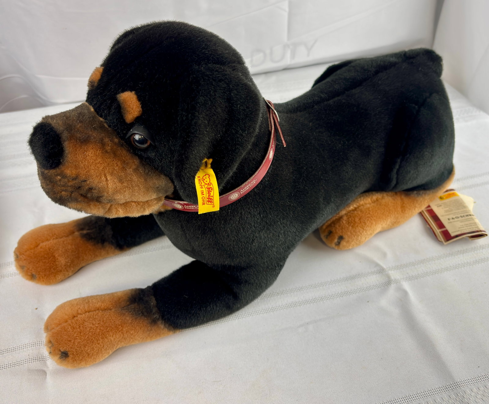 Steiff Rottweiler 667879 19" Velvety Plush AKC Collar FAO Schwartz Knopf im Ohr 2004 (1 of 3)