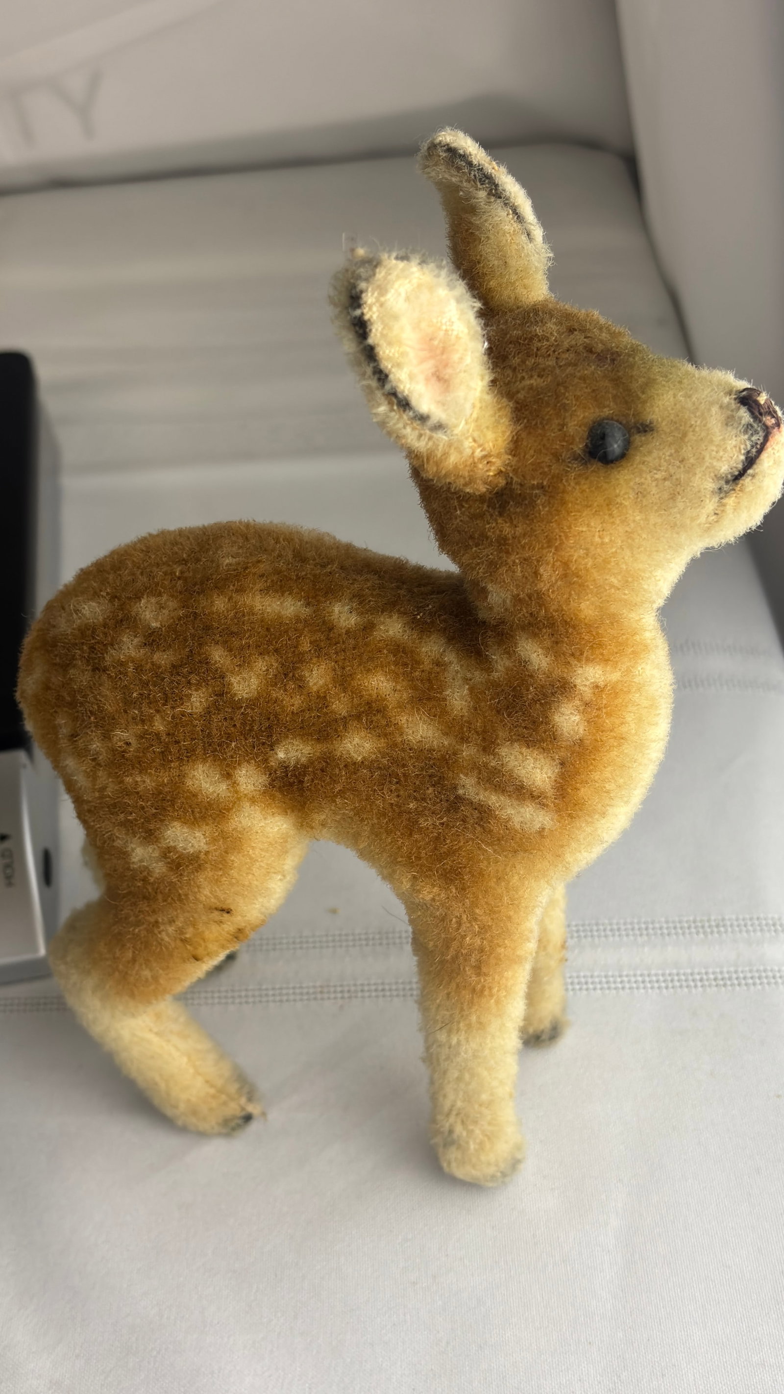 Vintage Wool Steiff Fawn Deer 1949-53: Adorable vintage wool plush Steiff US Zone Germany Fawn Deer22 cm or 8 3/4 inches to top of headTrace of US Zone tag on front leg seam, cut off he dates to 1949 to 1953Dark brown shading with fawn spo