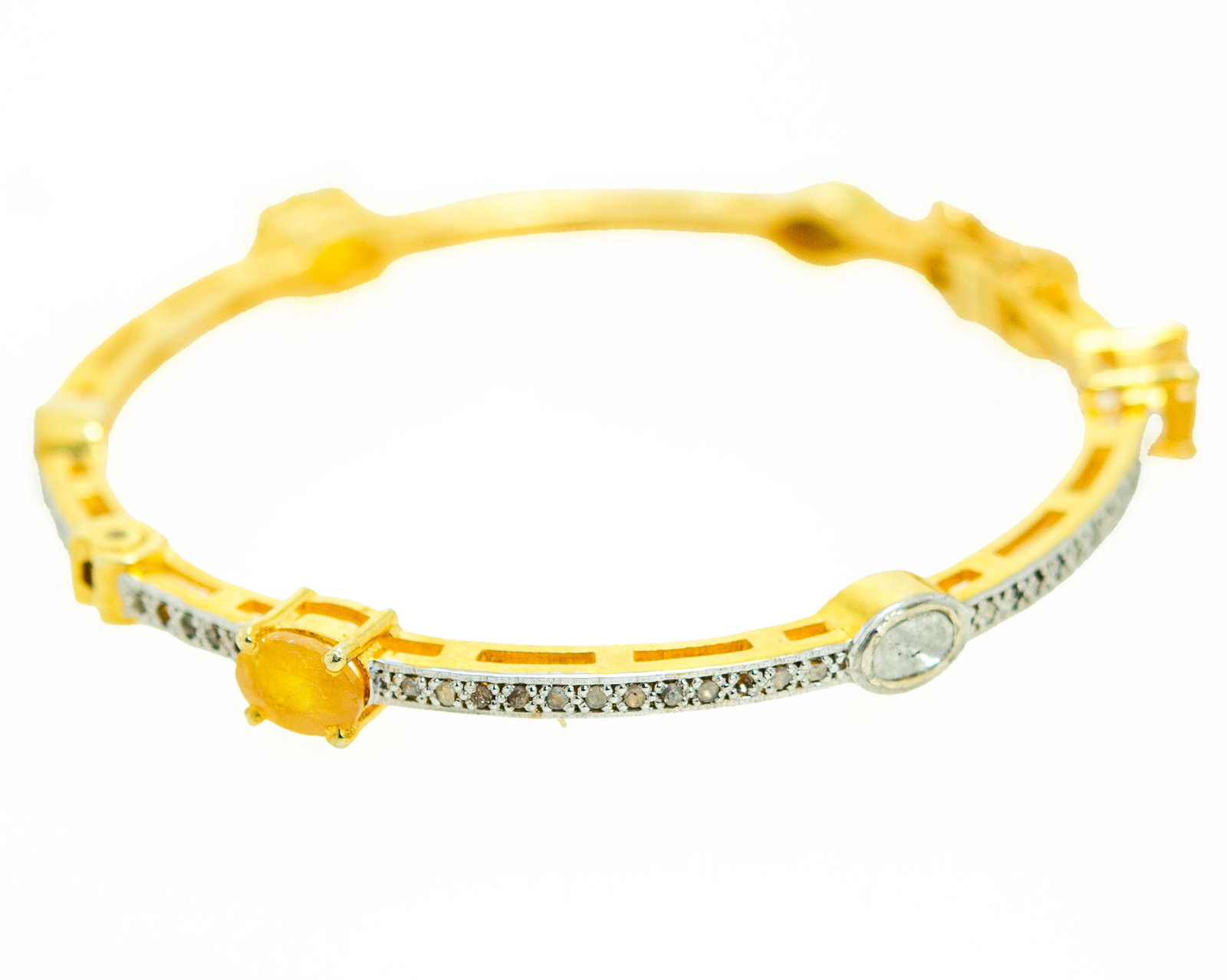 18K Gold-Plated 925 Silver Diamond & Sapphire Bracelet: 18K Gold-Plated 925 Silver Diamond & Sapphire BraceletAlternating diamonds and deep blue sapphires on an 18K gold-plated 925 silver bracelet, creating a refined, royal-inspired wrist piece