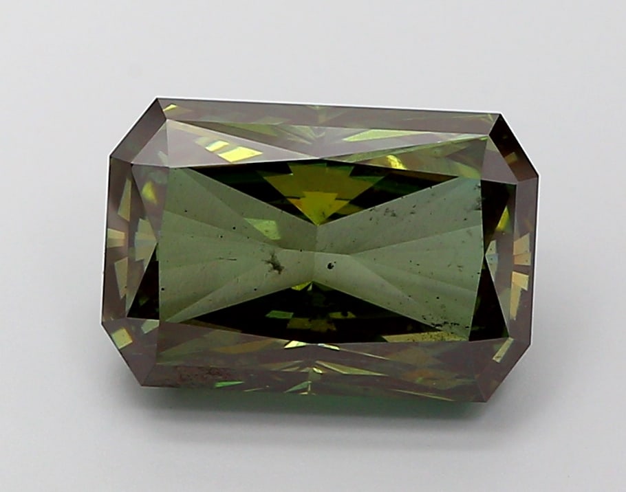 6.87 Lab Grown Diamond FANCY DEEP GREEN RADIANT Shape (1 of 1)