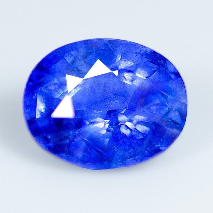 Blue Sapphire - 3.811 ct - Bellerophon Gemlab (1 of 7)