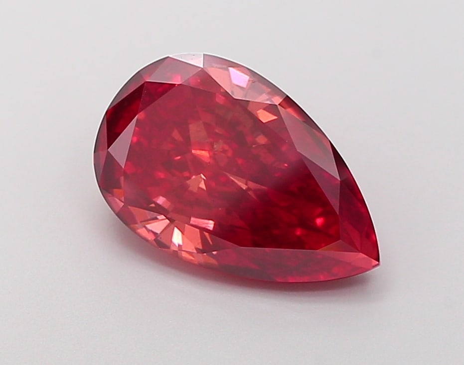 Fancy Lab Grown Diamond PEAR Shape 3.86 cts SI1 Grade FANCY VIVID BROWNISH PINK Color: Fancy Lab Grown Diamond PEAR Shape 3.86 cts SI1 Grade FANCY VIVID BROWNISH PINK Color. Natural fancy colour lab-grown diamond, certified. Ideal for bespoke fine jewelry, engagement rings, and collecto