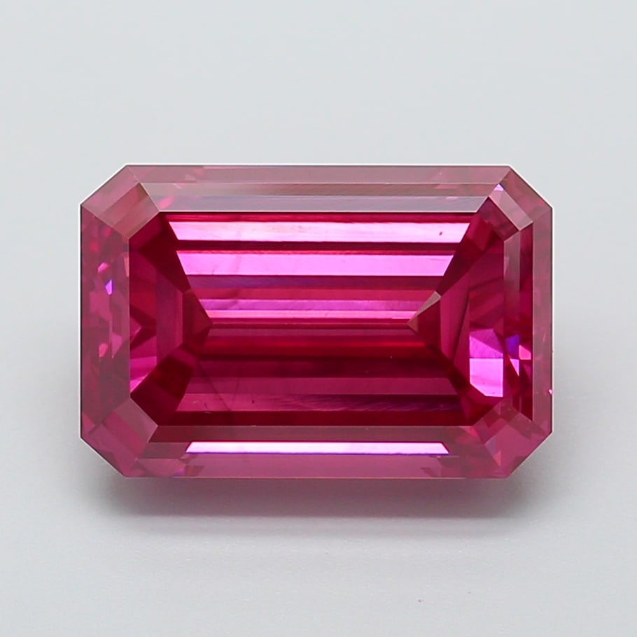 Fancy Lab Grown Diamond EMERALD Shape 7.46 cts VS2 Grade FANCY VIVID PURPLISH PINK Color: Fancy Lab Grown Diamond EMERALD Shape 7.46 cts VS2 Grade FANCY VIVID PURPLISH PINK Color. Natural fancy colour lab-grown diamond, certified. Ideal for bespoke fine jewelry, engagement rings, and colle