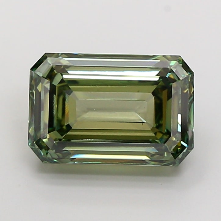 Fancy Lab Grown Diamond EMERALD Shape 8.27 cts VS2 Grade FANCY VIVID GREEN Color: Fancy Lab Grown Diamond EMERALD Shape 8.27 cts VS2 Grade FANCY VIVID GREEN Color. Natural fancy colour lab-grown diamond, certified. Ideal for bespoke fine jewelry, engagement rings, and collectors of